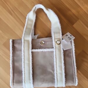 Lululemon Boxy Tote *faux Shearling Trim